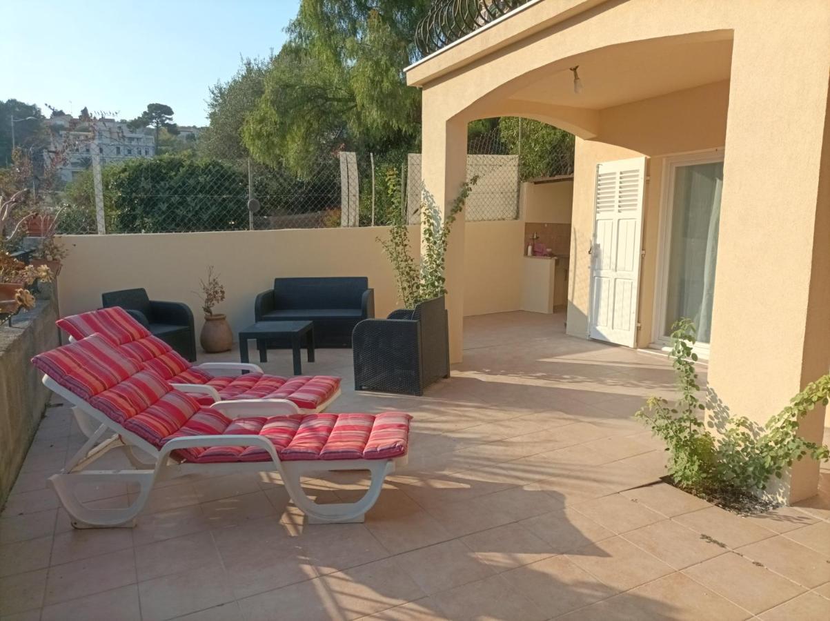 Très bel appartement entier proche de la mer 2 chambres 1 salon Vallauris Esterno foto