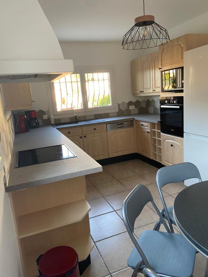 Très bel appartement entier proche de la mer 2 chambres 1 salon Vallauris Esterno foto