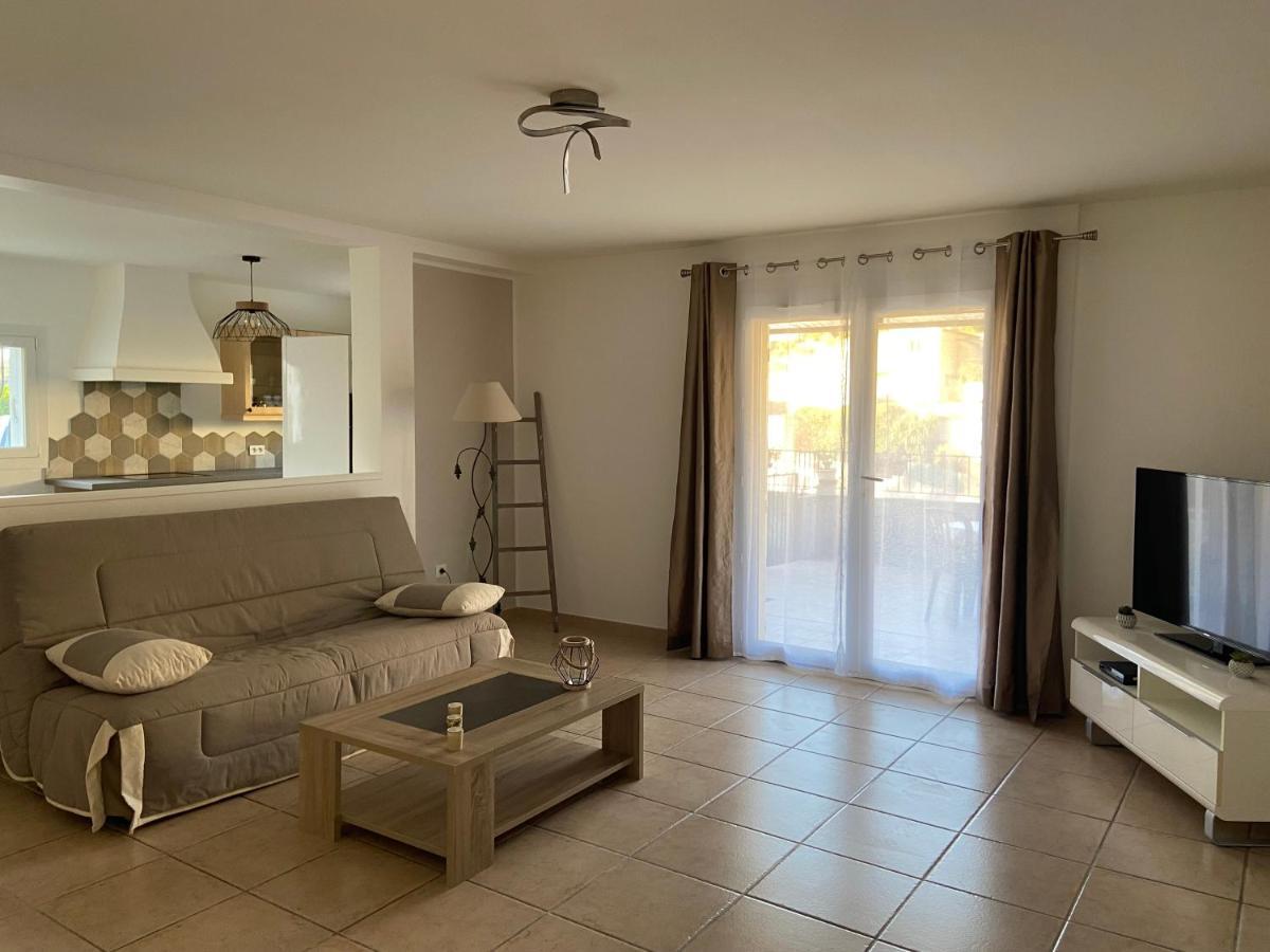 Très bel appartement entier proche de la mer 2 chambres 1 salon Vallauris Esterno foto